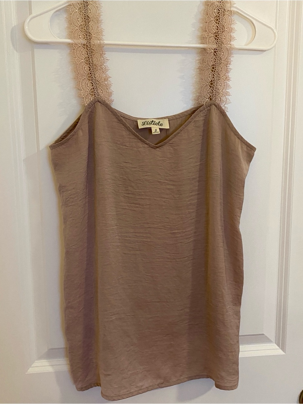 Listicle Taupe Wide Lace Strap Camisole Y2K feminine small